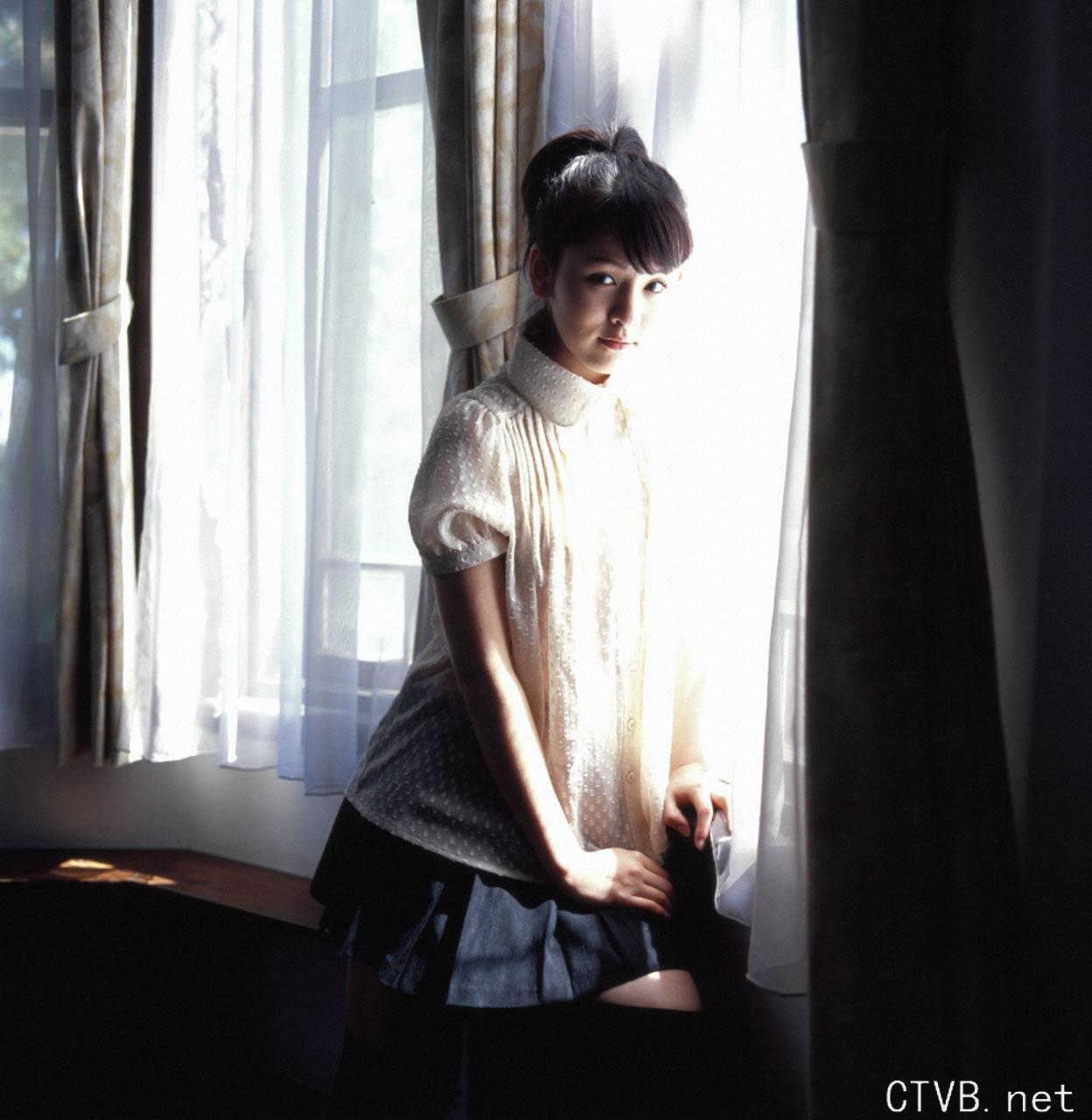 高清无水印美女壁纸上千套9000张 - 100.jpg