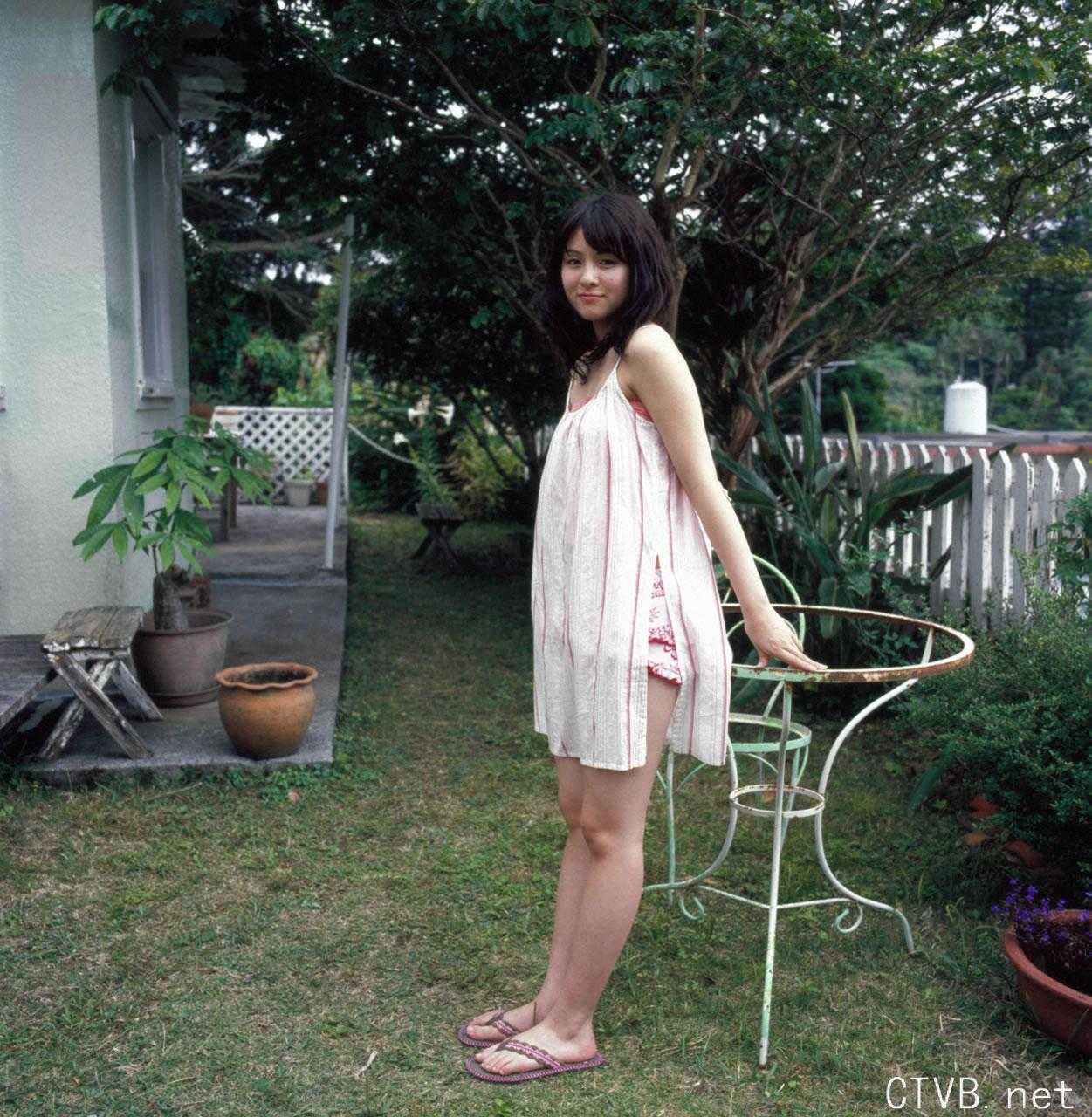 高清无水印美女壁纸上千套9000张 - 17.jpg