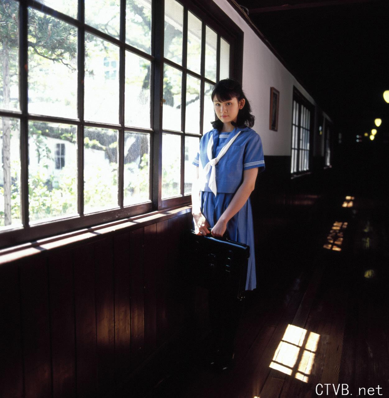 高清无水印美女壁纸上千套9000张 - 18.jpg