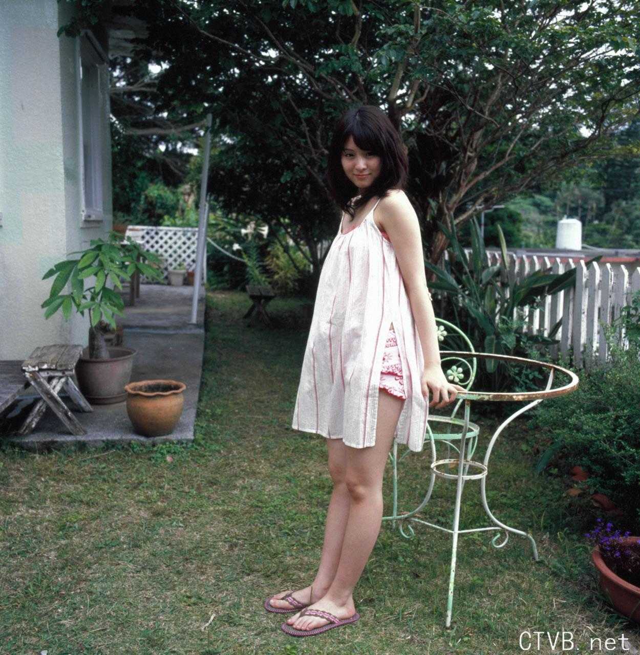 高清无水印美女壁纸上千套9000张 - 12.jpg