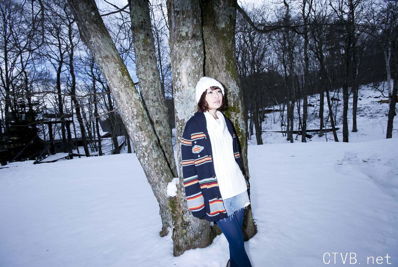 高清无水印美女壁纸上千套9000张 - 32.jpg