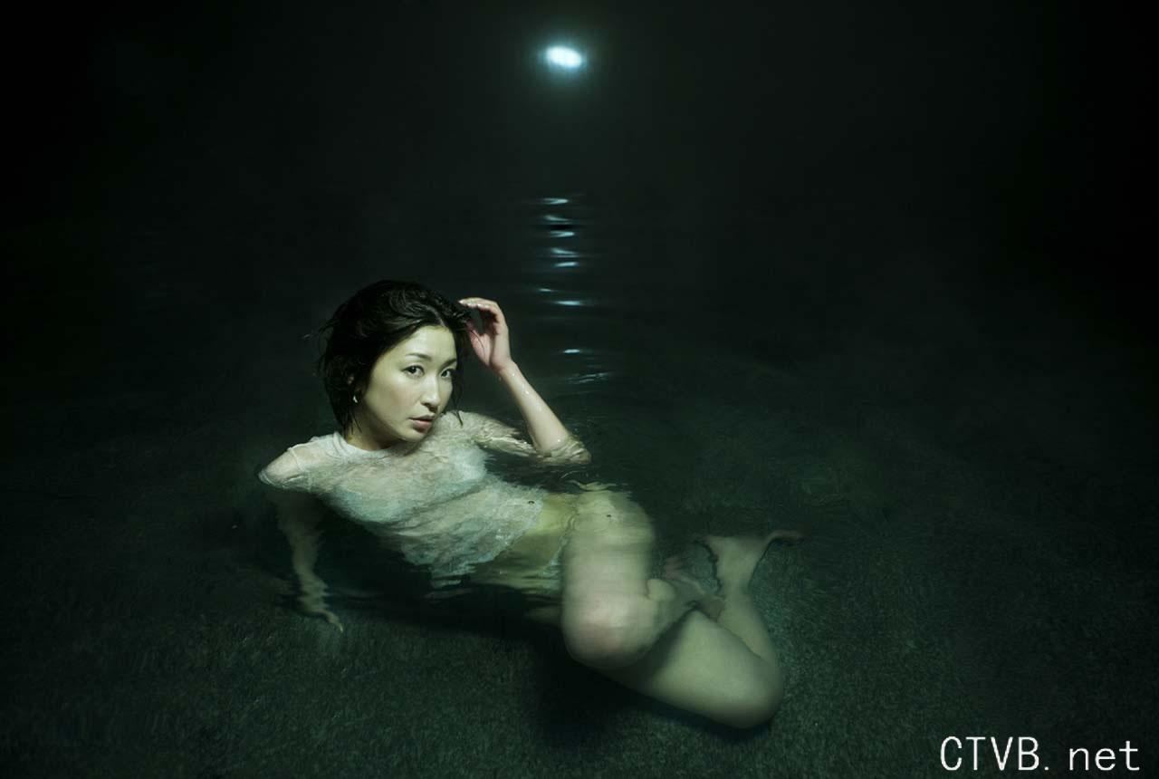 高清无水印美女壁纸上千套9000张 - 27.jpg