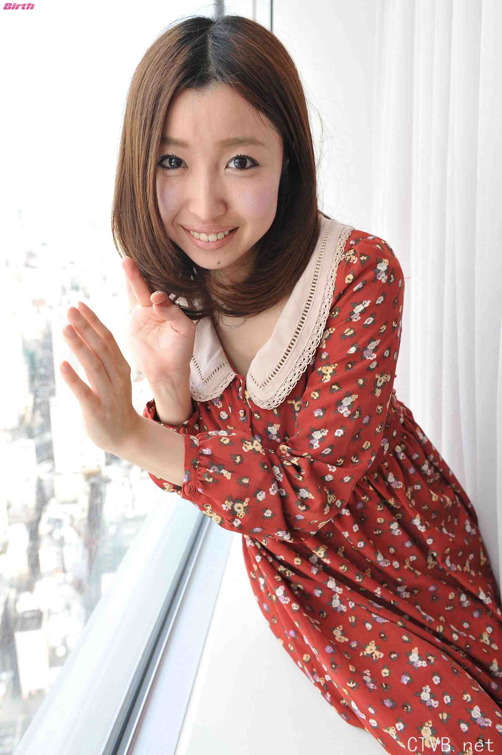 高清无水印美女壁纸上千套9000张 - 1.jpg