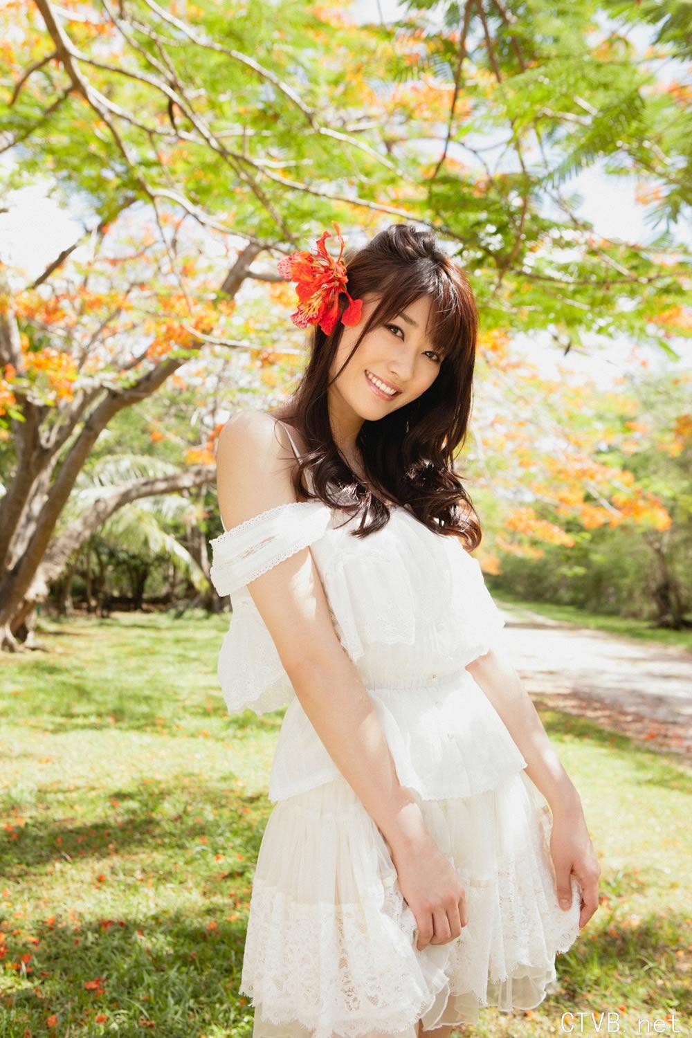 高清无水印美女壁纸上千套9000张 - 3.jpg