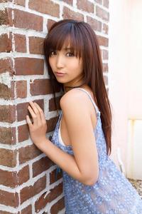 高清无水印美女壁纸上千套9000张 - 1.jpg