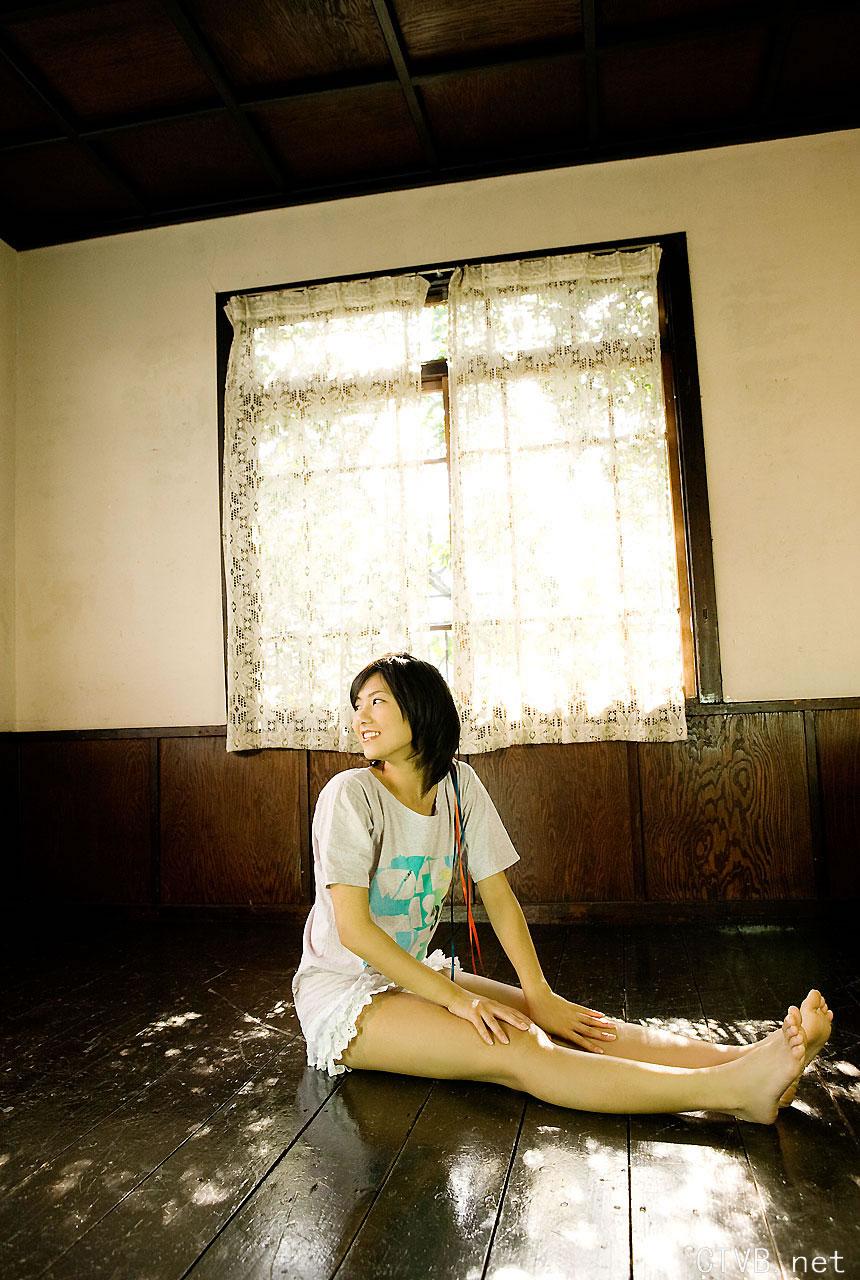 高清无水印美女壁纸上千套9000张 - 2.jpg