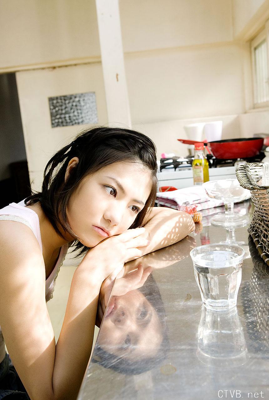 高清无水印美女壁纸上千套9000张 - 25.jpg