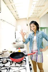 高清无水印美女壁纸上千套9000张 - 3.jpg