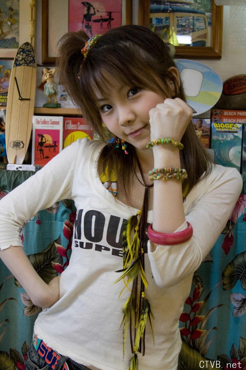 高清无水印美女壁纸上千套9000张 - 3.jpg