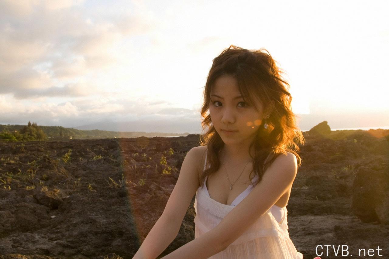 高清无水印美女壁纸上千套9000张 - 89.jpg