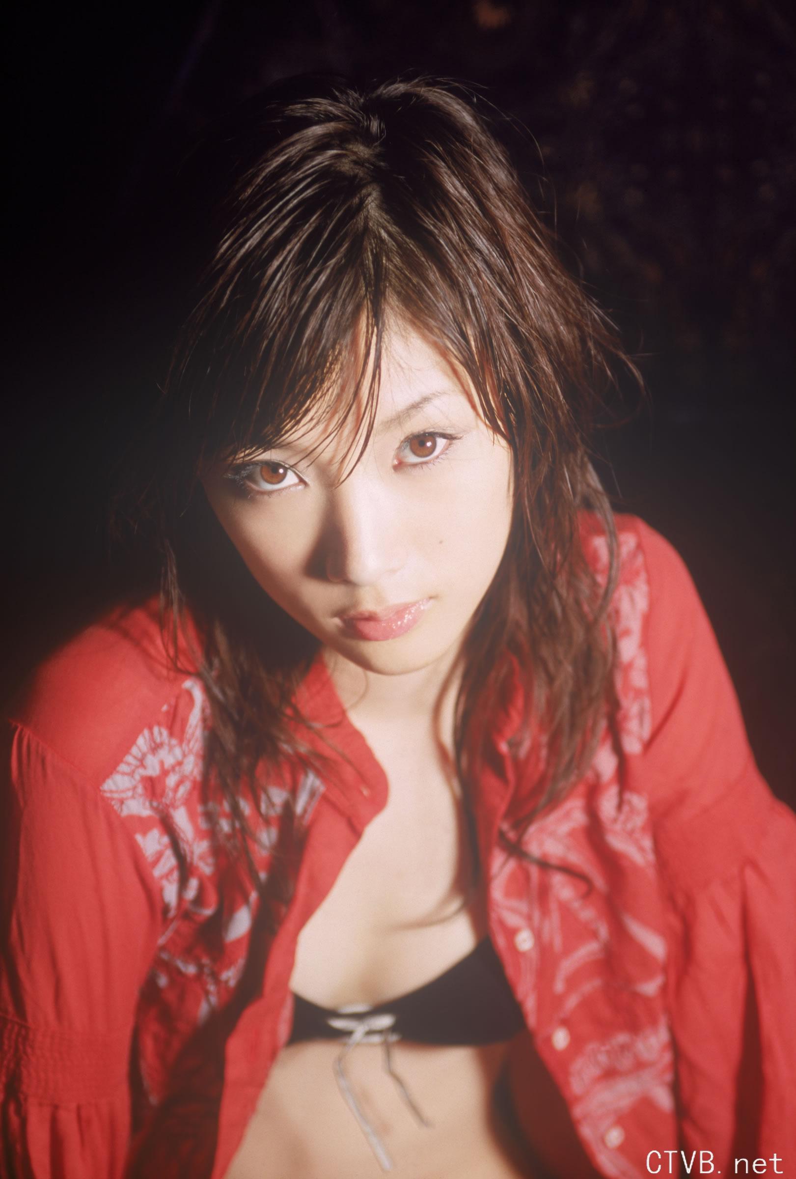 高清无水印美女壁纸上千套9000张 - 2.jpg