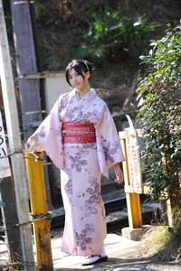 高清无水印美女壁纸上千套9000张 - 2.jpg