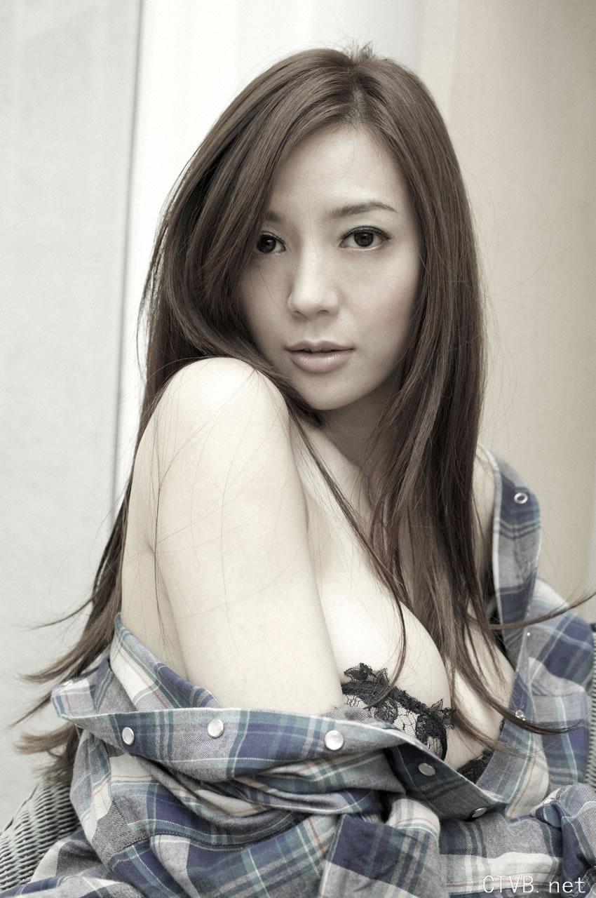 高清无水印美女壁纸上千套9000张 - 31.jpg