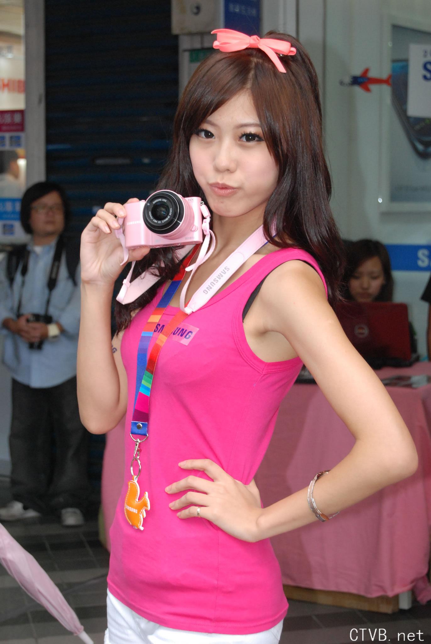 高清无水印美女壁纸上千套9000张 - 2.jpg