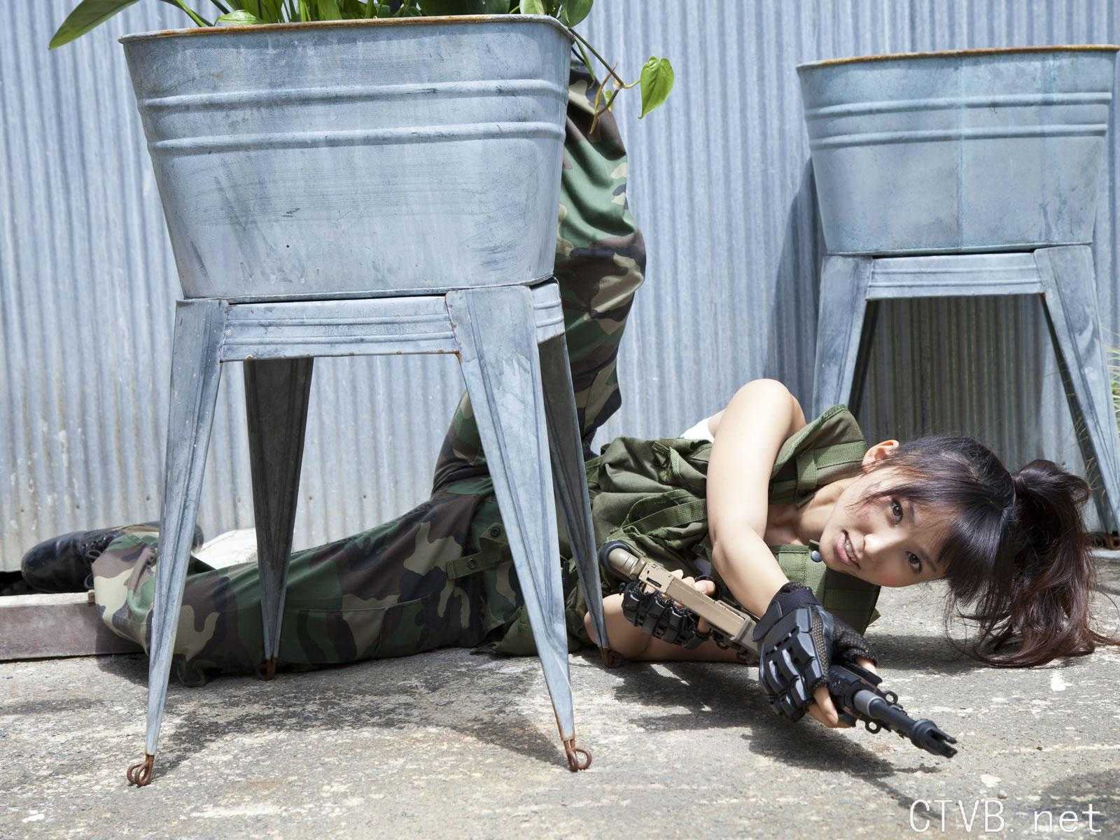 高清无水印美女壁纸上千套9000张 - 2.jpg