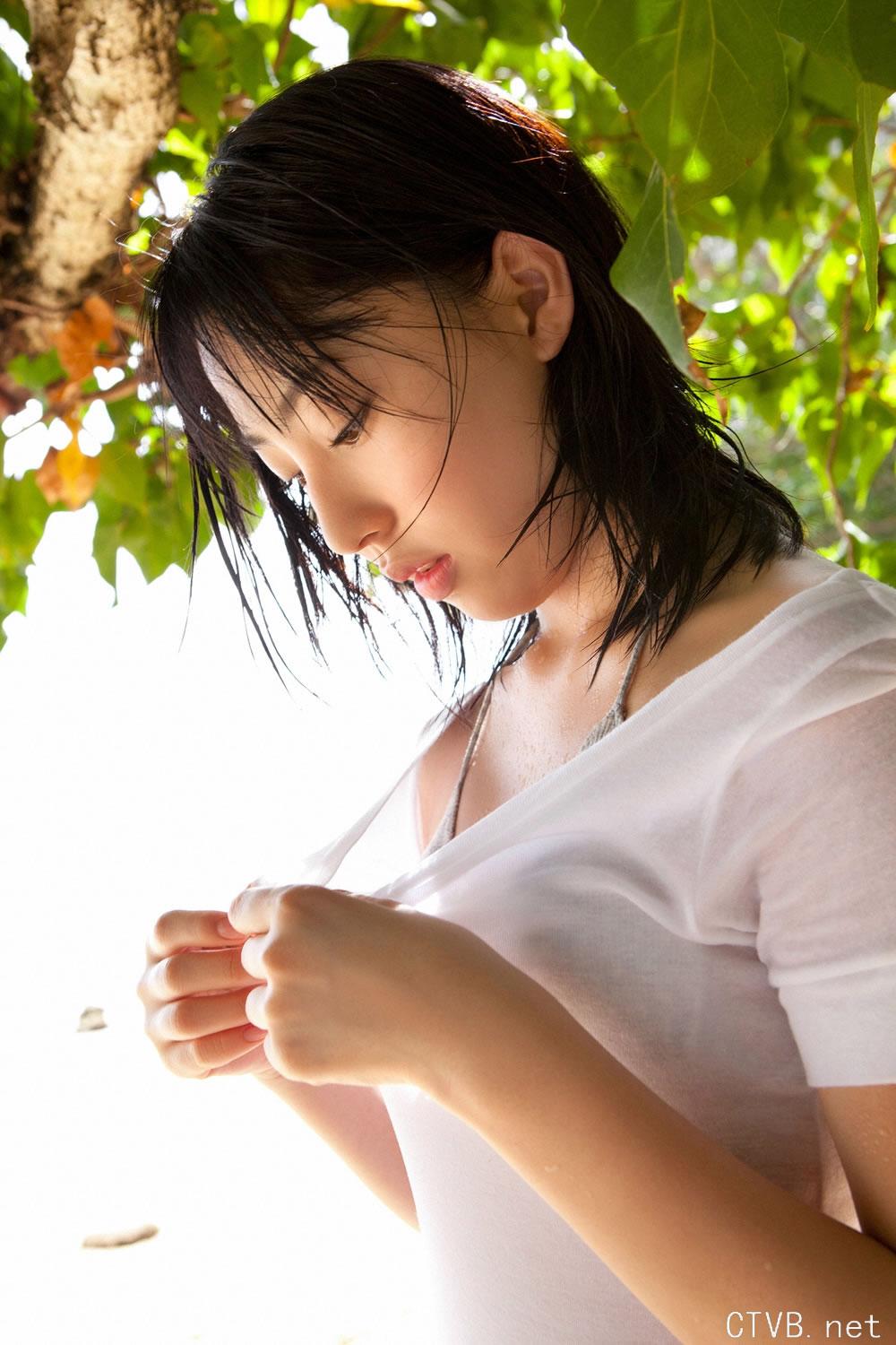 高清无水印美女壁纸上千套9000张 - 2.jpg