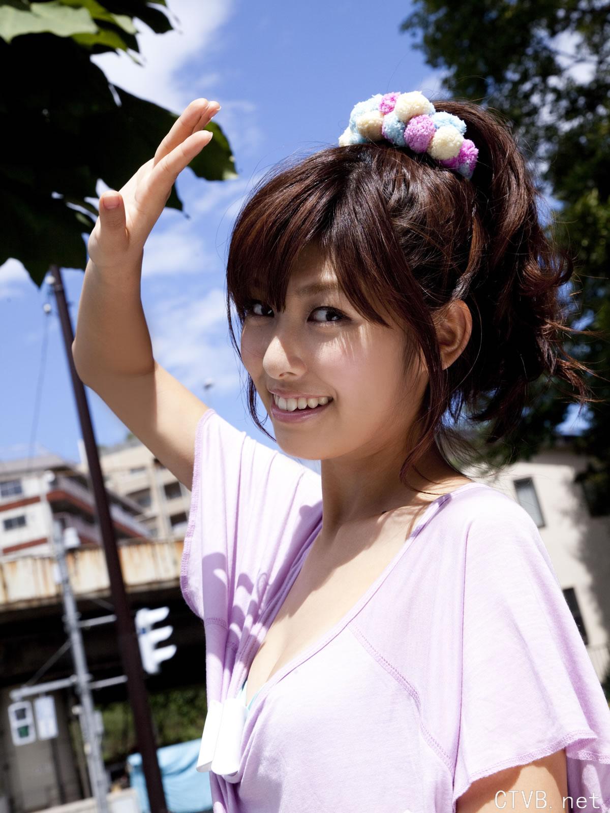 高清无水印美女壁纸上千套9000张 - 1.jpg