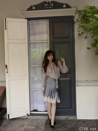 高清无水印美女壁纸上千套9000张 - 1.jpg