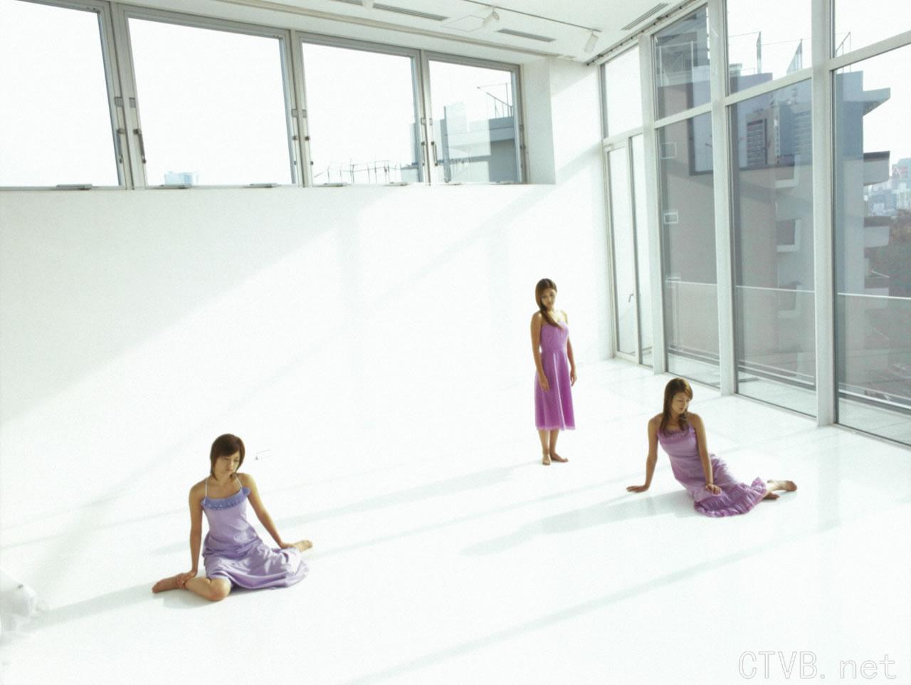 高清无水印美女壁纸上千套9000张 - 4.jpg