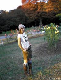 高清无水印美女壁纸上千套9000张 - 3.jpg