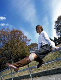 高清无水印美女壁纸上千套9000张 - 1.jpg