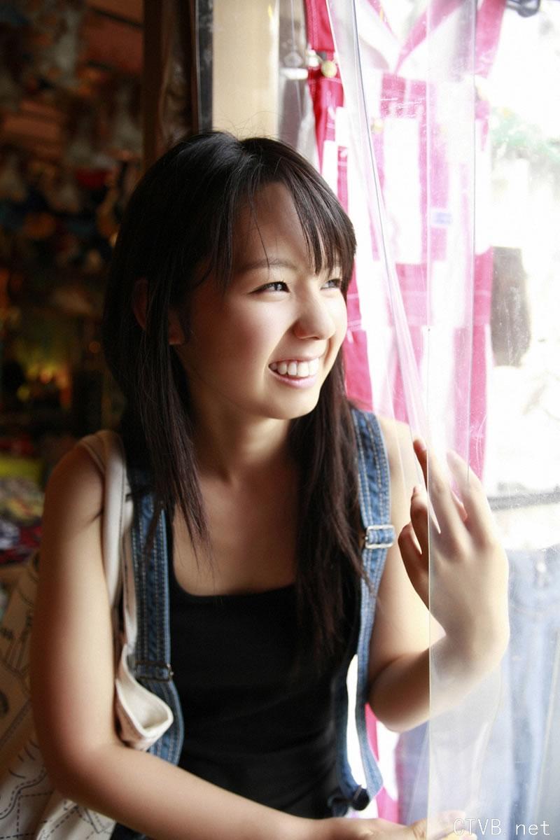 高清无水印美女壁纸上千套9000张 - 2.jpg