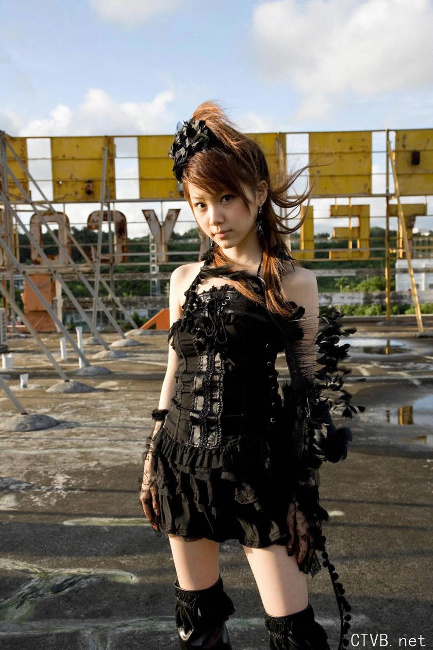 高清无水印美女壁纸上千套9000张 - 77.jpg