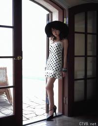 高清无水印美女壁纸上千套9000张 - 13.jpg