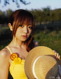 高清无水印美女壁纸上千套9000张 - 11.jpg