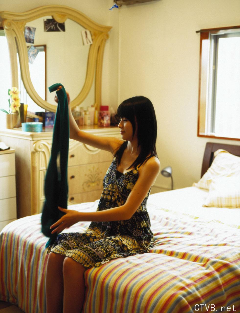 高清无水印美女壁纸上千套9000张 - 39.jpg