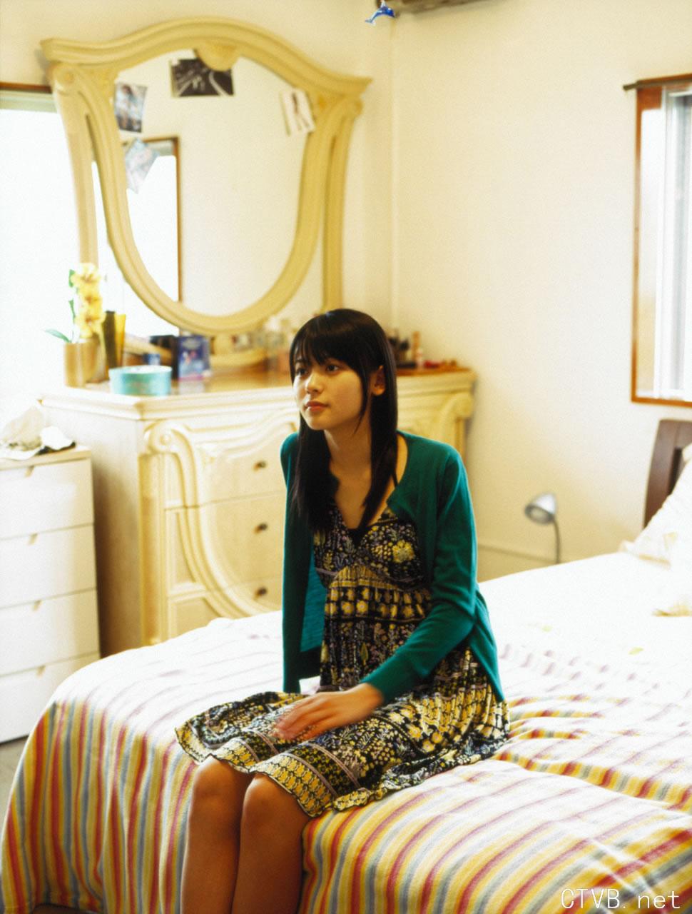 高清无水印美女壁纸上千套9000张 - 98.jpg