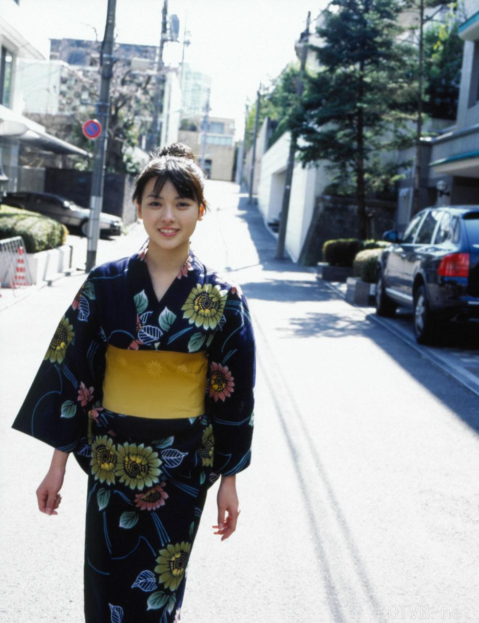 高清无水印美女壁纸上千套9000张 - 57.jpg