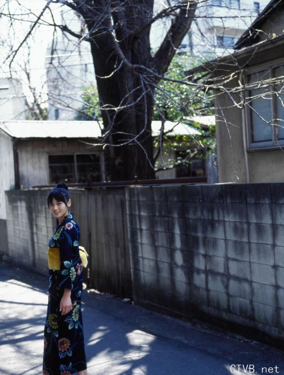 高清无水印美女壁纸上千套9000张 - 56.jpg