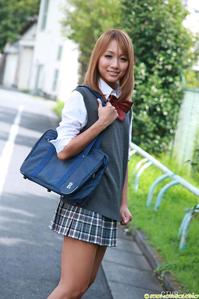 高清无水印美女壁纸上千套9000张 - 3.jpg