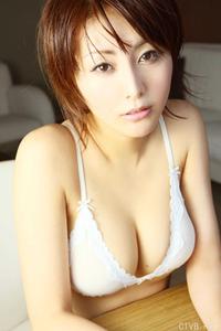 高清无水印美女壁纸上千套9000张 - 1.jpg