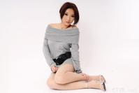 高清无水印美女壁纸上千套9000张 - 1.jpg