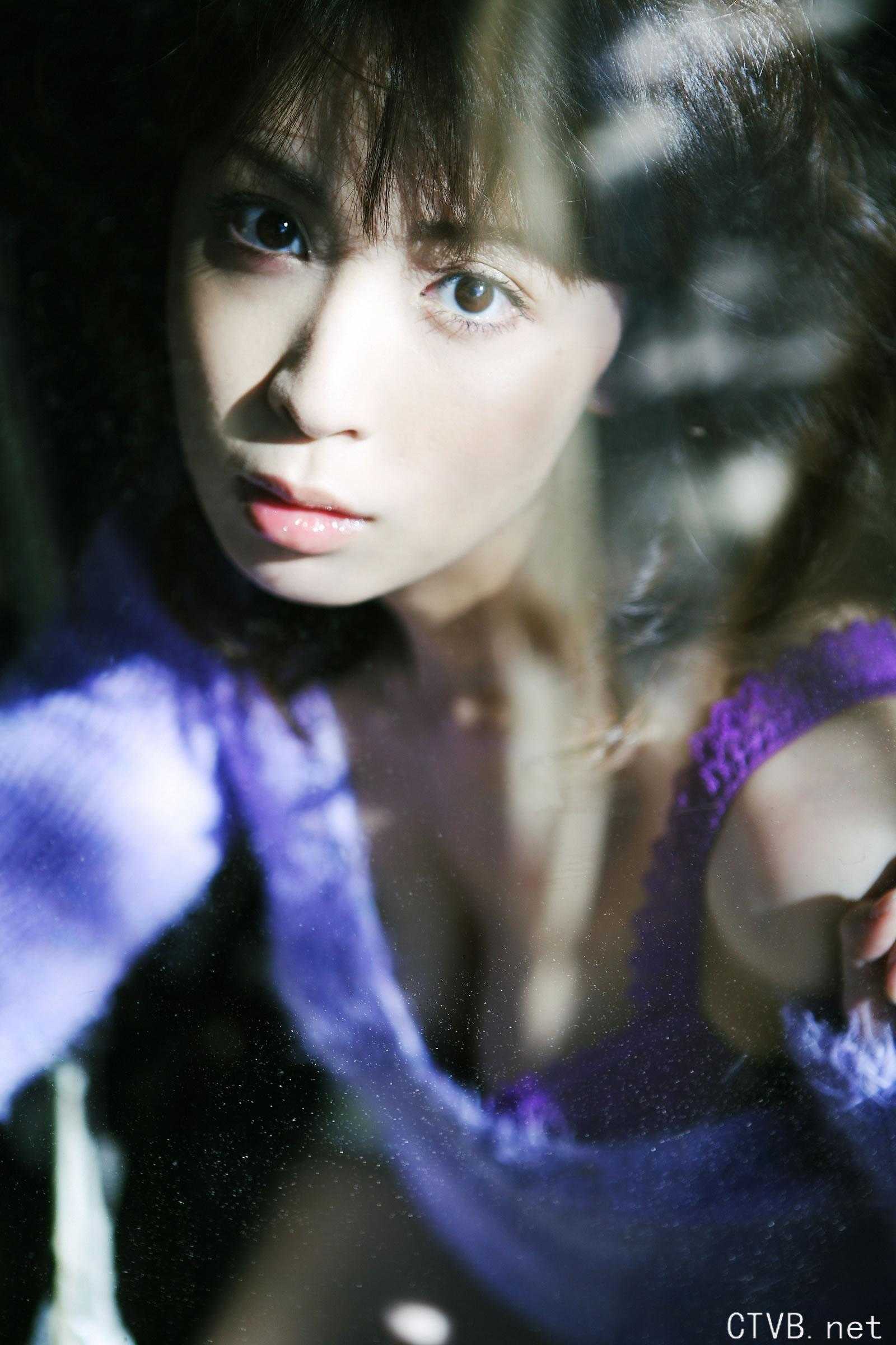 高清无水印美女壁纸上千套9000张 - 2.jpg