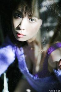 高清无水印美女壁纸上千套9000张 - 2.jpg