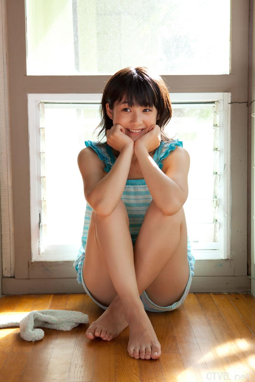 高清无水印美女壁纸上千套9000张 - 3.jpg