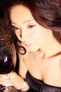 高清无水印美女壁纸上千套9000张 - 5.jpg