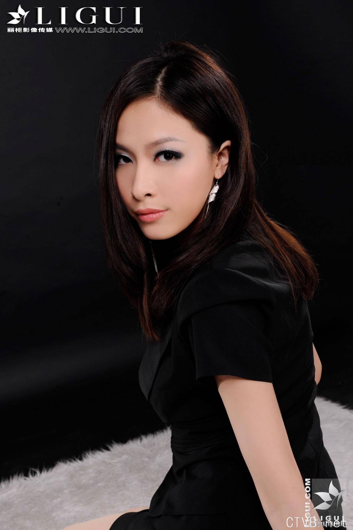 高清无水印美女壁纸上千套9000张 - 15.jpg