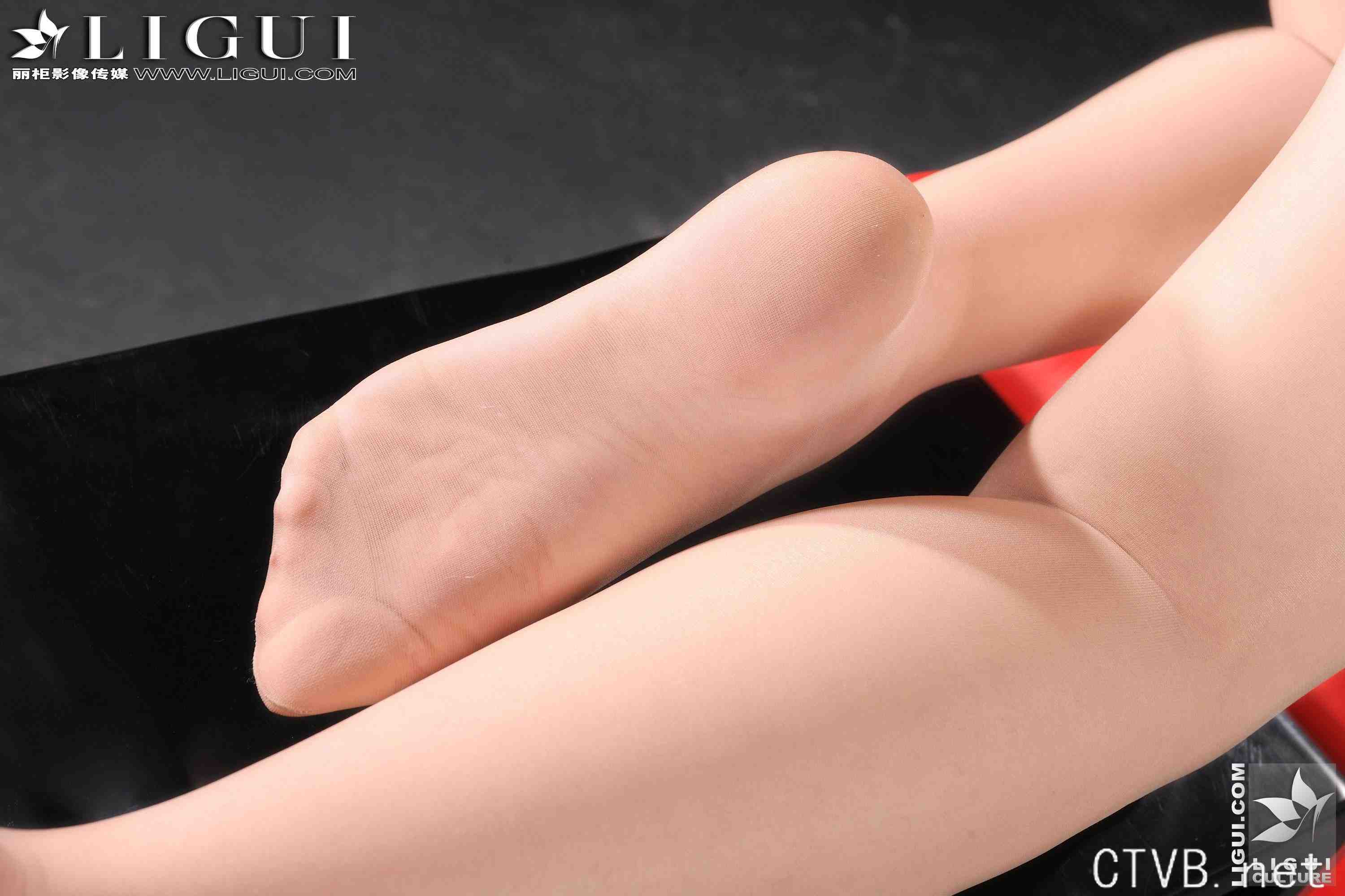 高清无水印美女壁纸上千套9000张 - 6.jpg