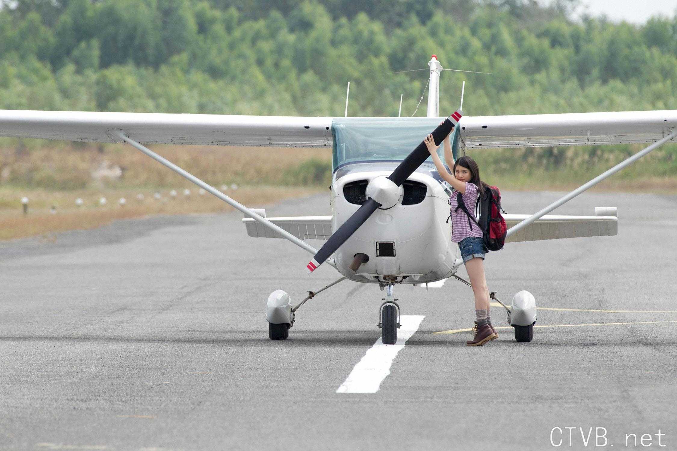 高清无水印美女壁纸上千套9000张 - 3.jpg