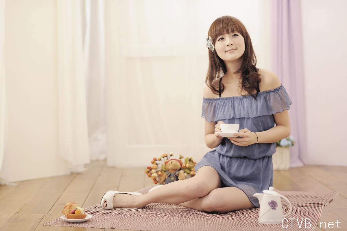 高清无水印美女壁纸上千套9000张 - 4.jpg