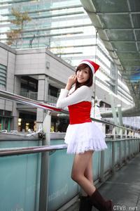 高清无水印美女壁纸上千套9000张 - 2.jpg