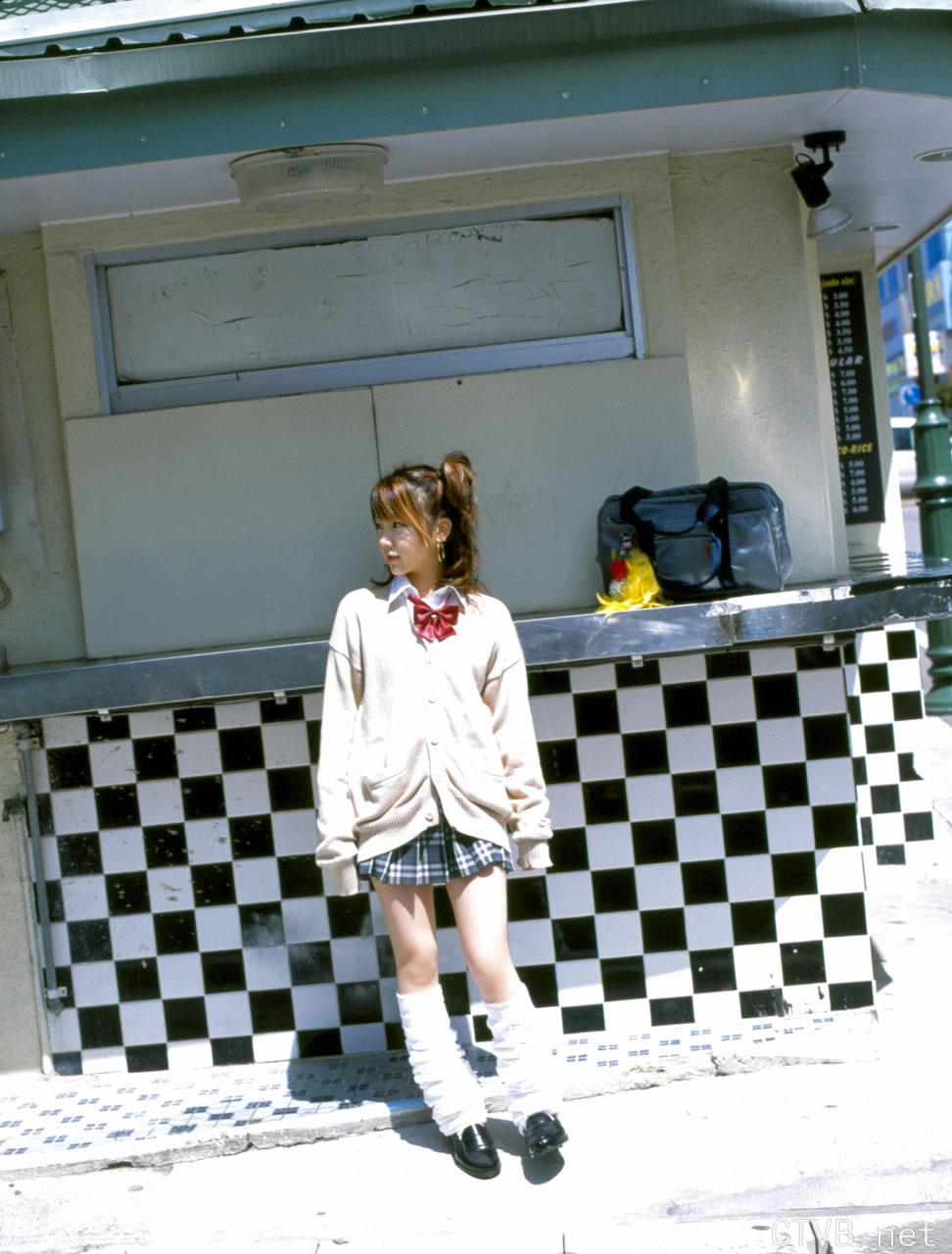 高清无水印美女壁纸上千套9000张 - 76.jpg