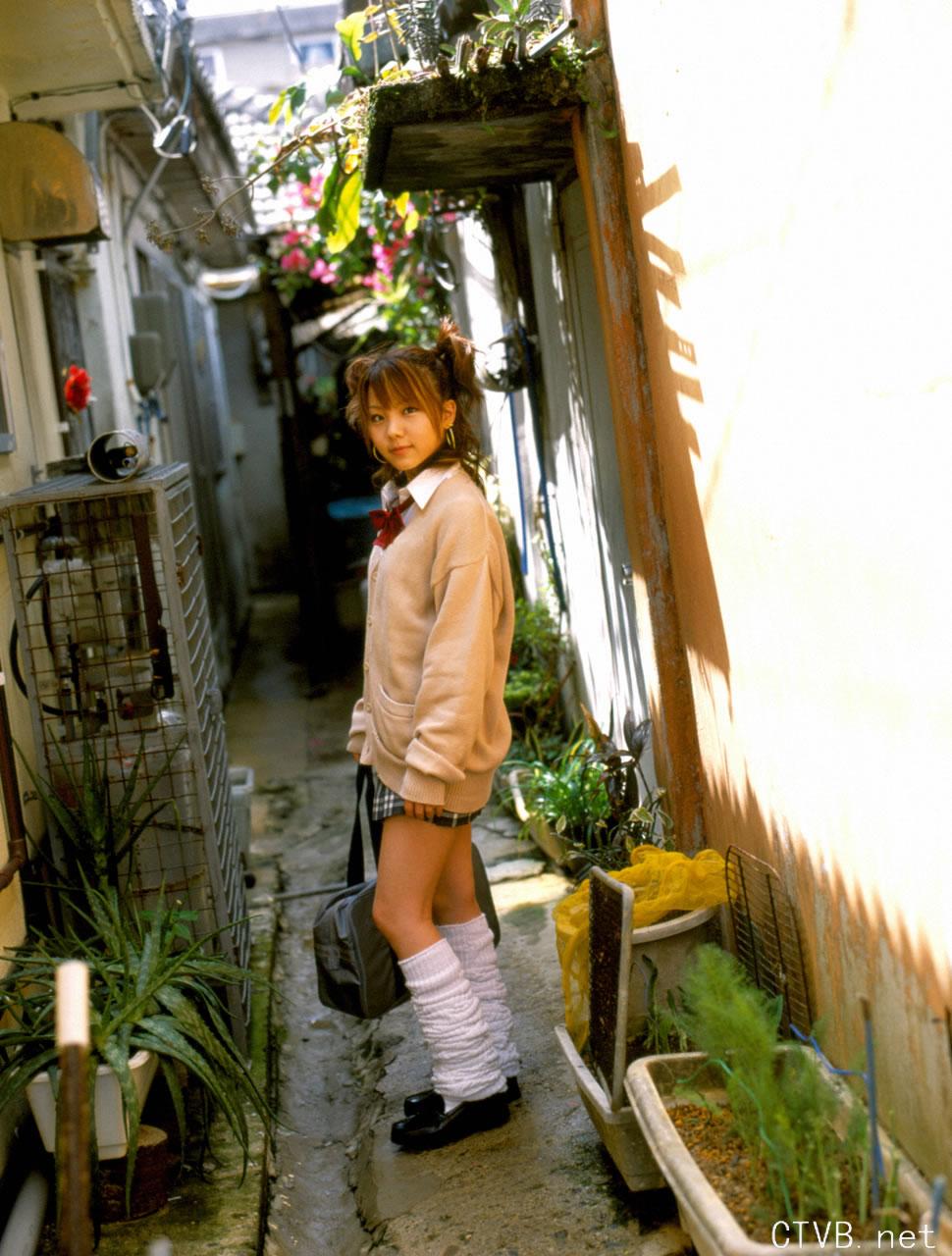 高清无水印美女壁纸上千套9000张 - 57.jpg