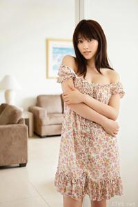 高清无水印美女壁纸上千套9000张 - 2.jpg