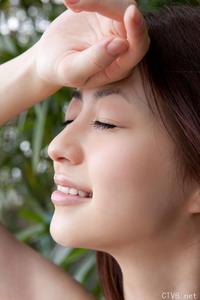 高清无水印美女壁纸上千套9000张 - 2.jpg