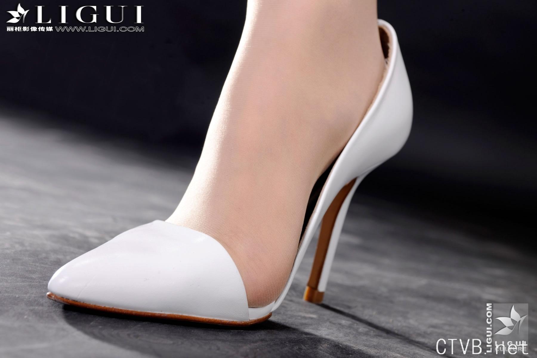 高清无水印美女壁纸上千套9000张 - 14.jpg